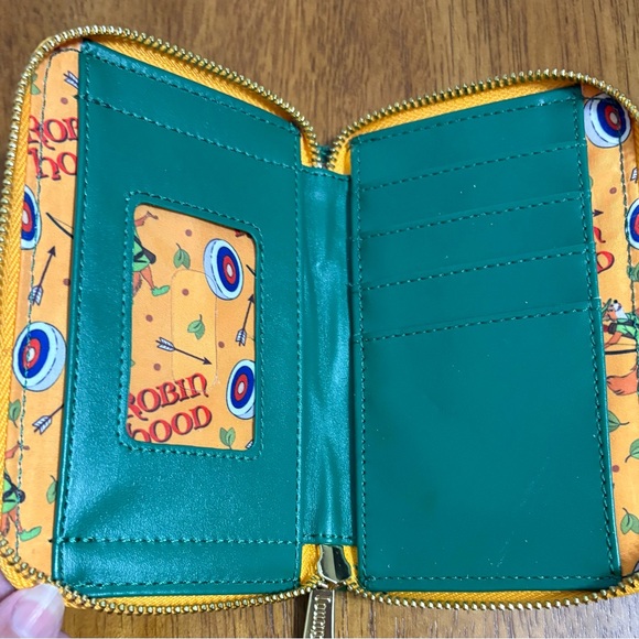 Disney Loungefly Robin hood Green Zip Around Wallet - Picture 5 of 10